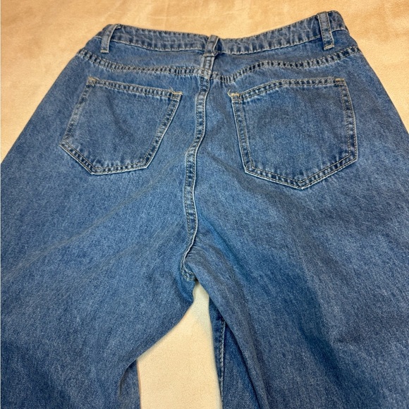 SHEIN Blue Heart Design Flare Jeans - Picture 4 of 5